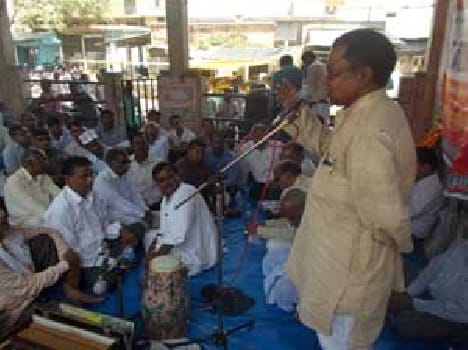 Reservations supporters sit-in protest