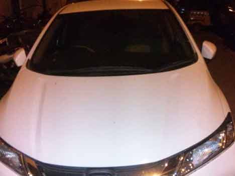 UP: in Police checking  28 million cash foundfrom the car