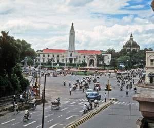 aminabad is also developed like hajaratganj
