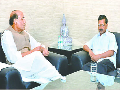 Kejriwal avoid any statement after the meeting with Home Minister.