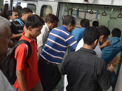Increase to 20 lakh passengers, even-odd will big challenge in peak Hours
