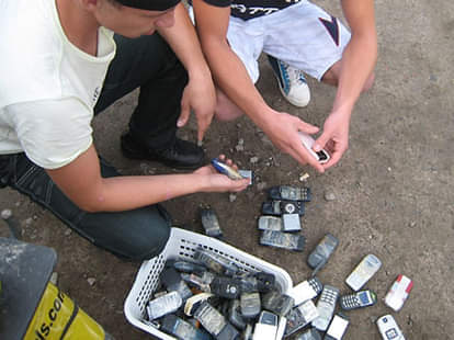  now selling of pre activated mobile sim will ban