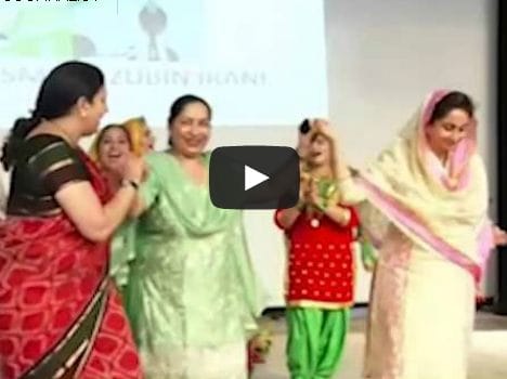 samriti irani, harsimrat kaur badal dance video