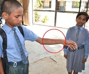teacher beat student with iron rod in up