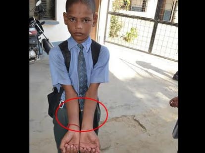 teacher beat student with iron rod in up