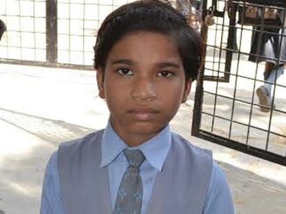 teacher beat student with iron rod in up