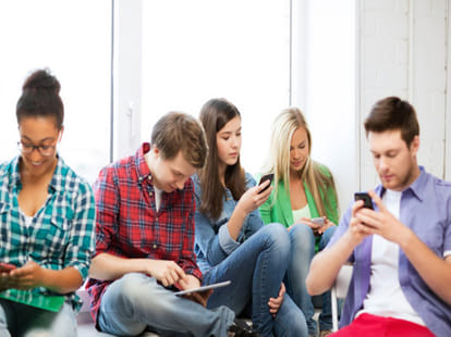 more use of mobile phone can damage relationship between you and your partner