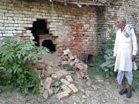 Burglars break in and have a million of goods cross