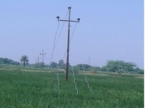 The thieves cut the wire, hundred village supply disruption