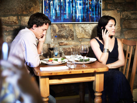 more use of mobile phone can damage relationship between you and your partner