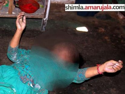 congress leader commit suicide with her daughter at hamirpur.