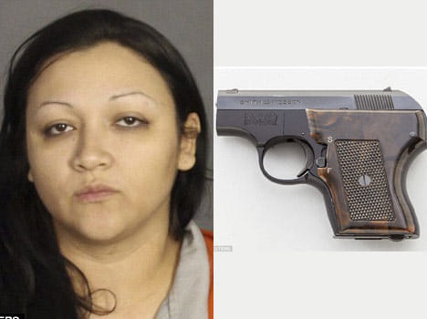Woman warns police about the loaded gun hidden inside her genitalia