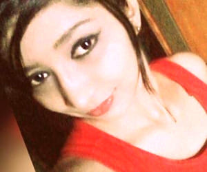 INTEX SELFIE OF THE DAY: Miss Selfie contest Tanya Chauhan 