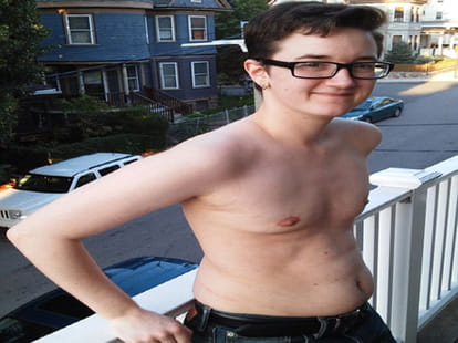 Writer who does not identify with male or female gender removes breasts and uterus