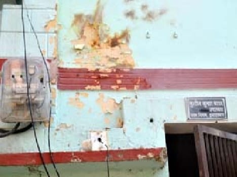 Lodge and bomb attack on the home of councilor