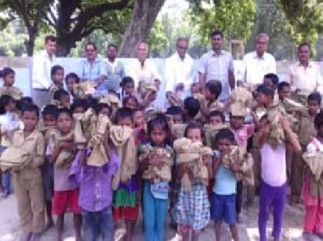 In Khamaria old , widowed and disabled pension Npan to demand the handing over of the EO beneficiary sheet