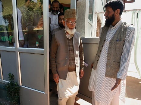 3 kashmiri separatist leaders join Geelani's Hurriyat