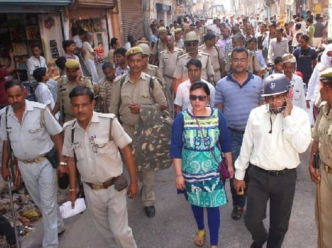 palika remove encrochment from deeg gate