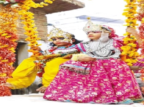 Radha -Krishna tempted by Ras