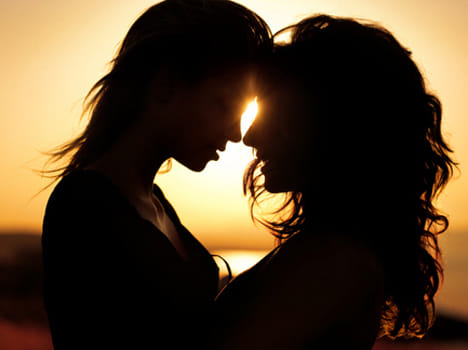girl accused of cheating on her friend 