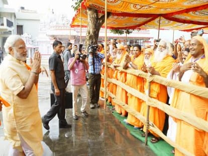 PM modi guru dayanand in critical condition.