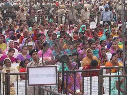 BJP plan huge gathering on PM modi rishikesh visit.