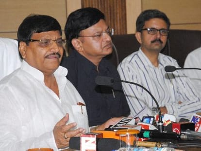 Officers are taking money for Lekhpal recruitment.