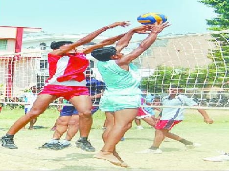 Muzaffarnagar victorious in volleyball