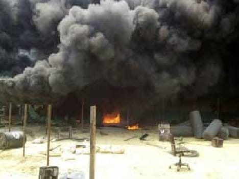 Fire in store Room 50 lakh goods of ash