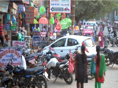  Encroachment on the main roads