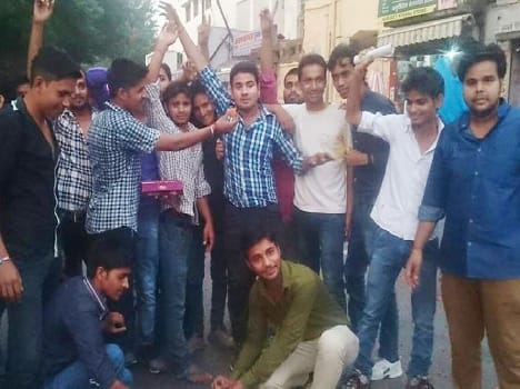ABVP celebrated the victory DU