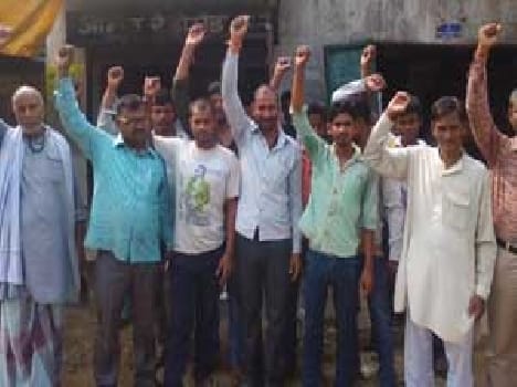 Two shops in protest against the 
