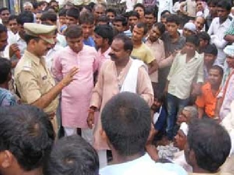 Blockade against power cuts