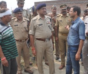 A big loot in Lucknow.