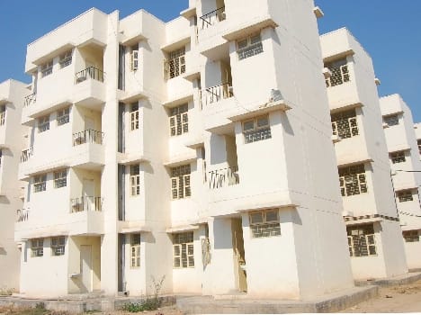 flats not alloted to weaker section