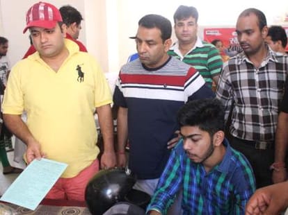 amar ujala blood donation camp with charitable trust