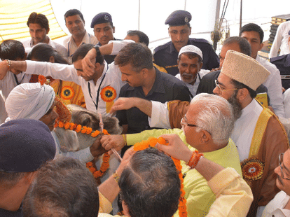 CM said the government does not create religious discrimination.