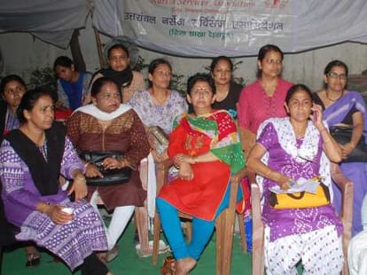 nurses strike continue, talk with CM failed.