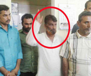 samajwadi party leader arrested in smuggling