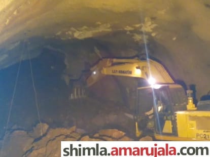 workers trapped in tunnel bilaspur himachal.
