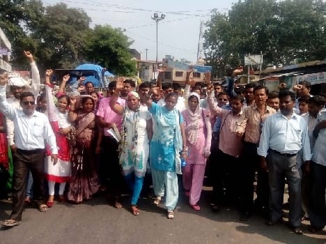  Shicshamitron by protests, sought euthanasia
