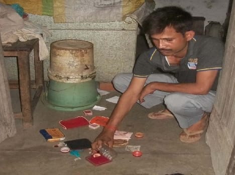 Burglars five houses 20 Million made ??goods
