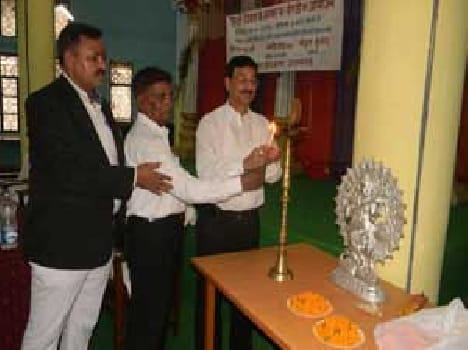 Hindi requirement Continued development : District Judge