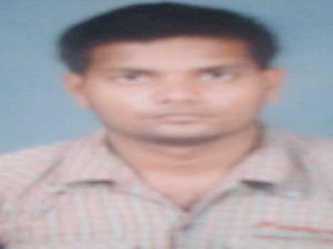 pecked by youth from the pipal tree found dead body of