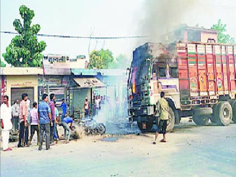 Welding fire in the truck, also burnt bikes
