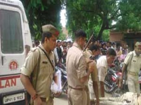 Gazipur bus fired, killing three