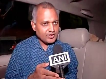 Somnath Bharti told  LG was threat me of FIR