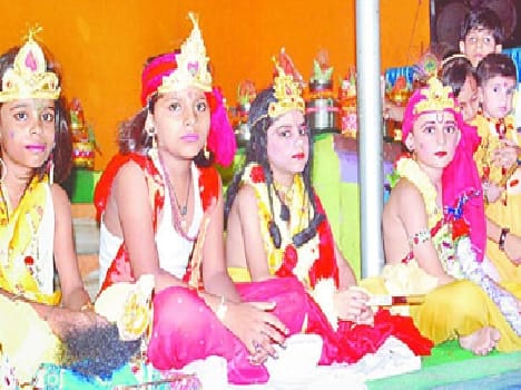 The Kaliya serpent guarded Brajwasion Krishna
