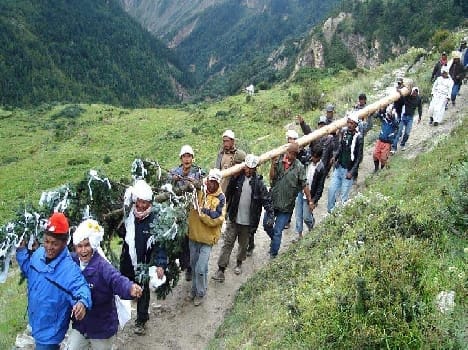 Splash of worship began in the villages of the valley diameter Bdani