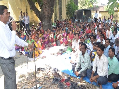 District outrageous Shicshamitr and Continued movement of teachers